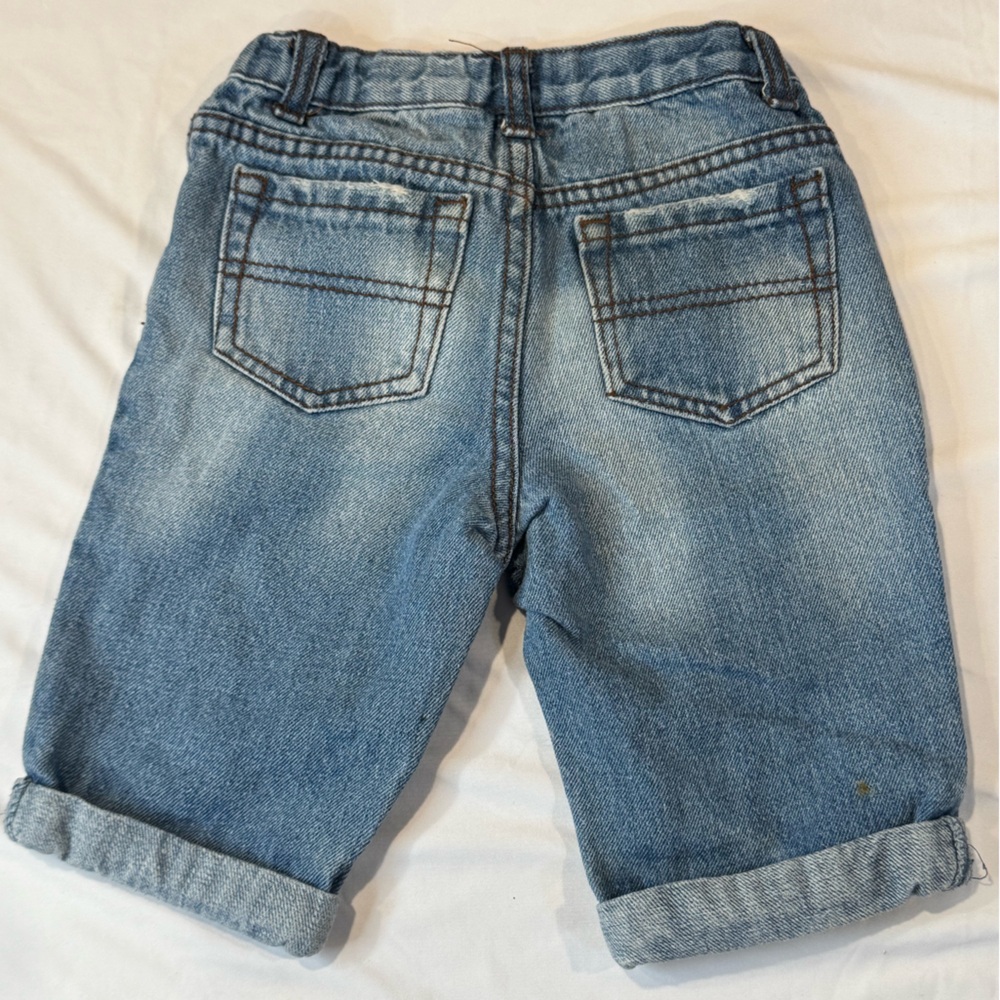 4/$15 Epic Threads Blue Denim Jean Shorts with Distressed Paint Splatter Details - Picture 2 of 5